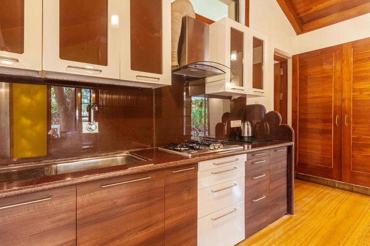 Stayvista'S Casa Palmera - Pet-Friendly Villa With Pool, Garden With Gazebo, And Indoor & Outdoor Games Alībāg Eksteriør bilde