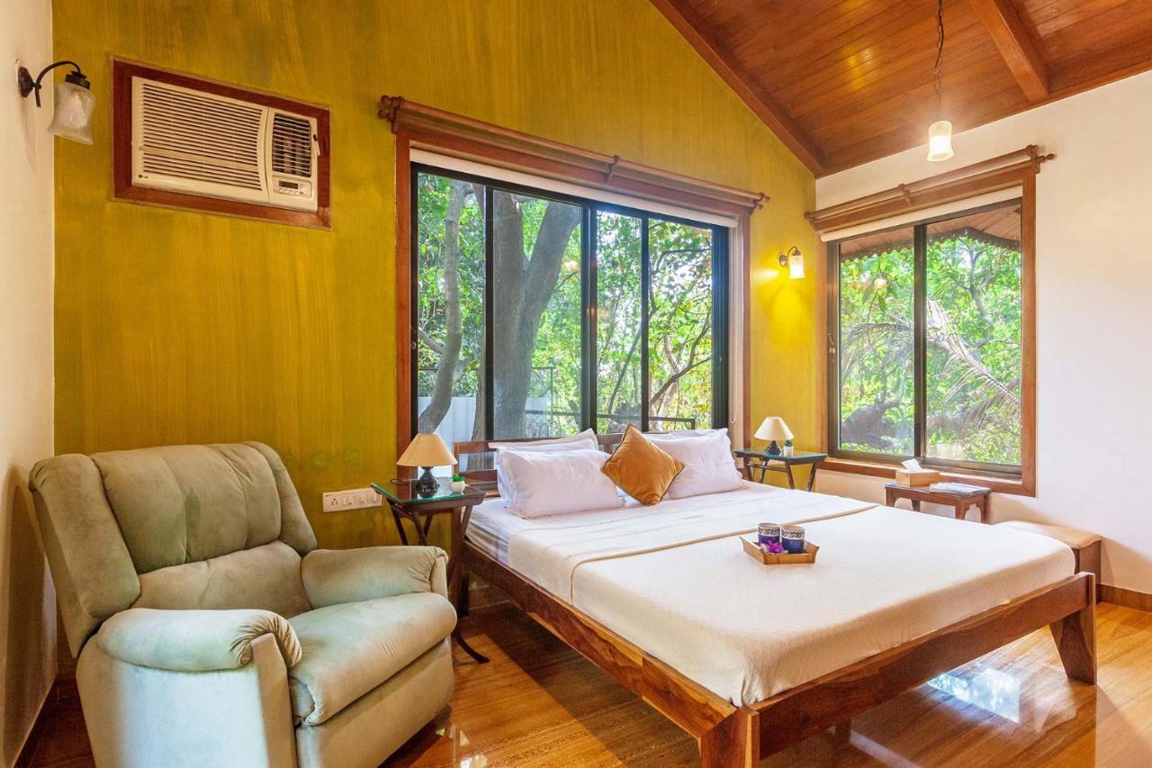 Stayvista'S Casa Palmera - Pet-Friendly Villa With Pool, Garden With Gazebo, And Indoor & Outdoor Games Alībāg Eksteriør bilde