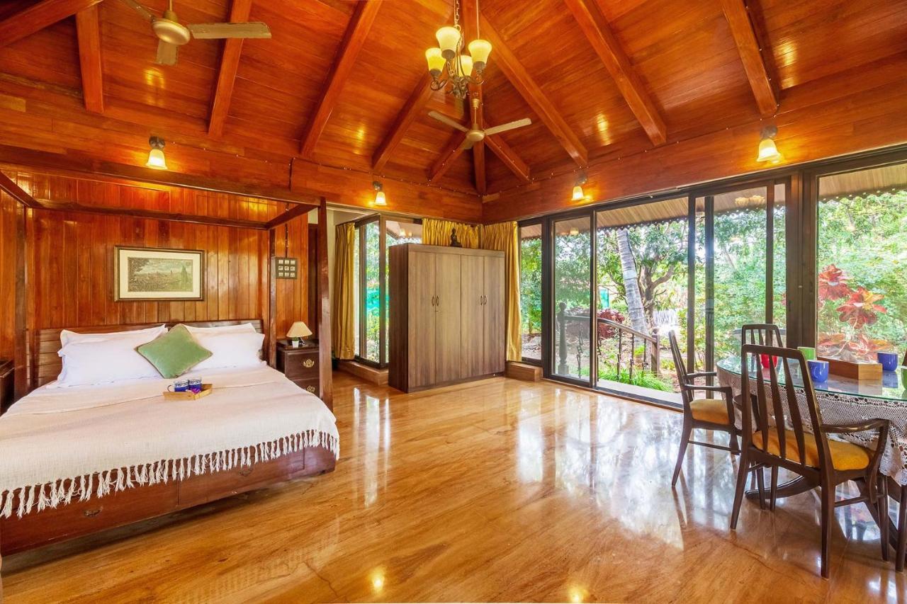 Stayvista'S Casa Palmera - Pet-Friendly Villa With Pool, Garden With Gazebo, And Indoor & Outdoor Games Alībāg Eksteriør bilde